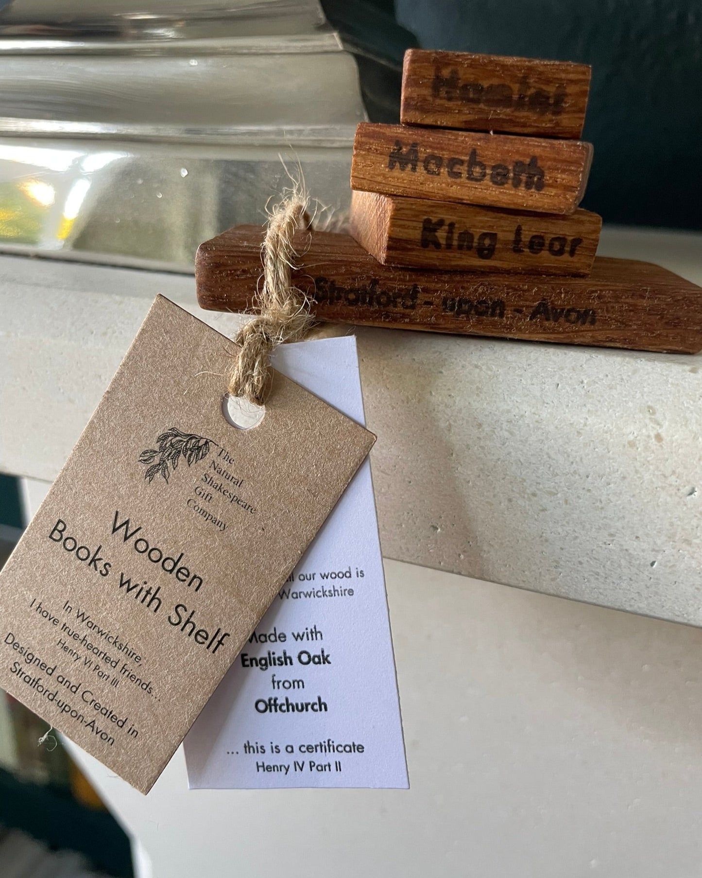 Wooden Souvenir Books with Shelf: Oak