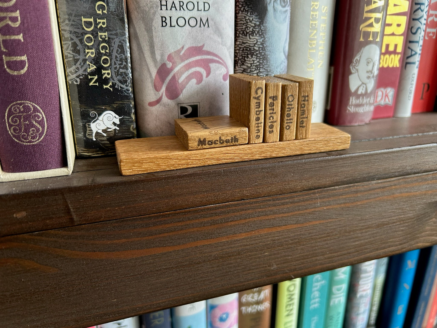 Wooden Shakespeare Books With Shelf: Oak