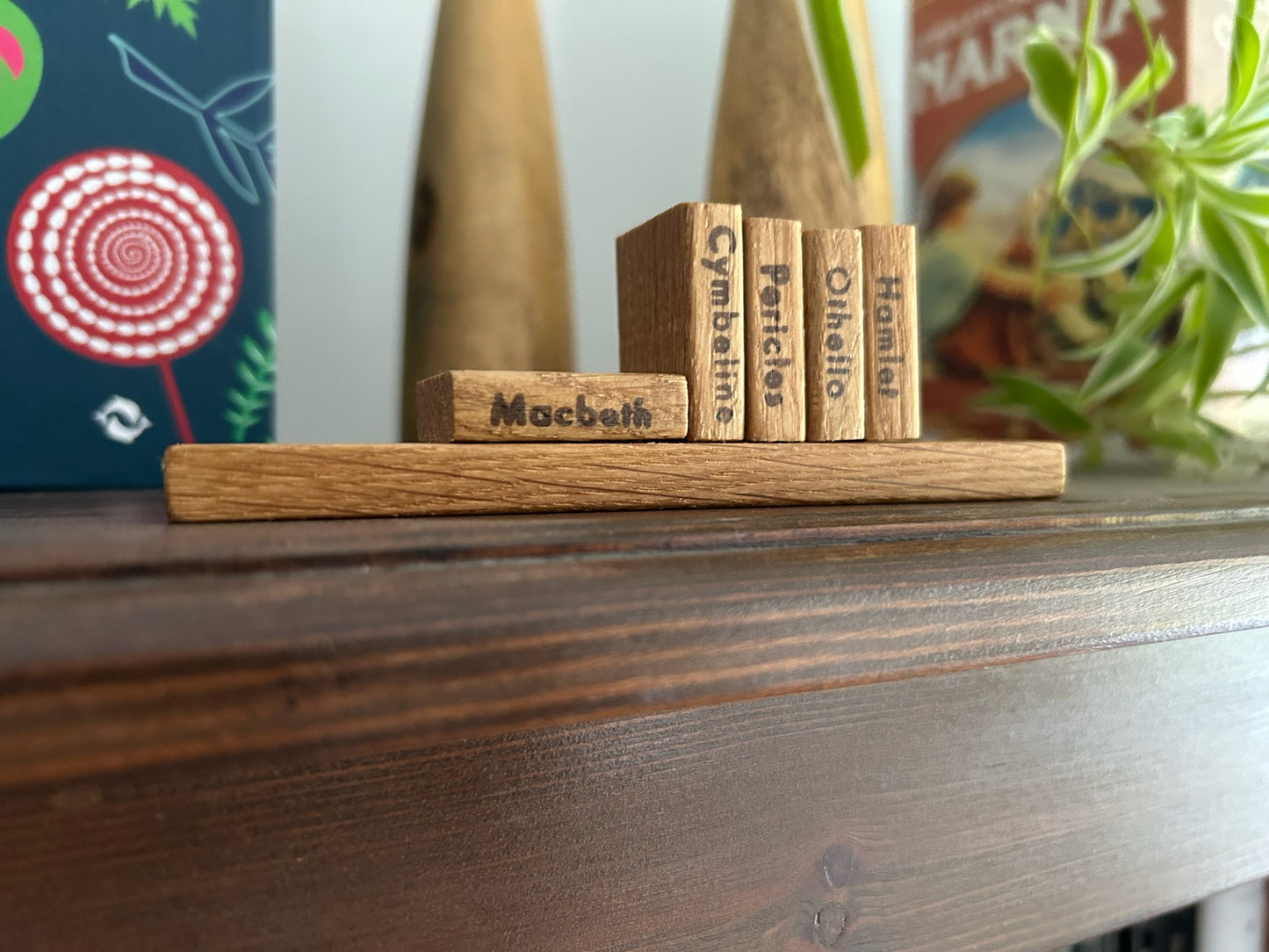 Wooden Shakespeare Books With Shelf: Oak
