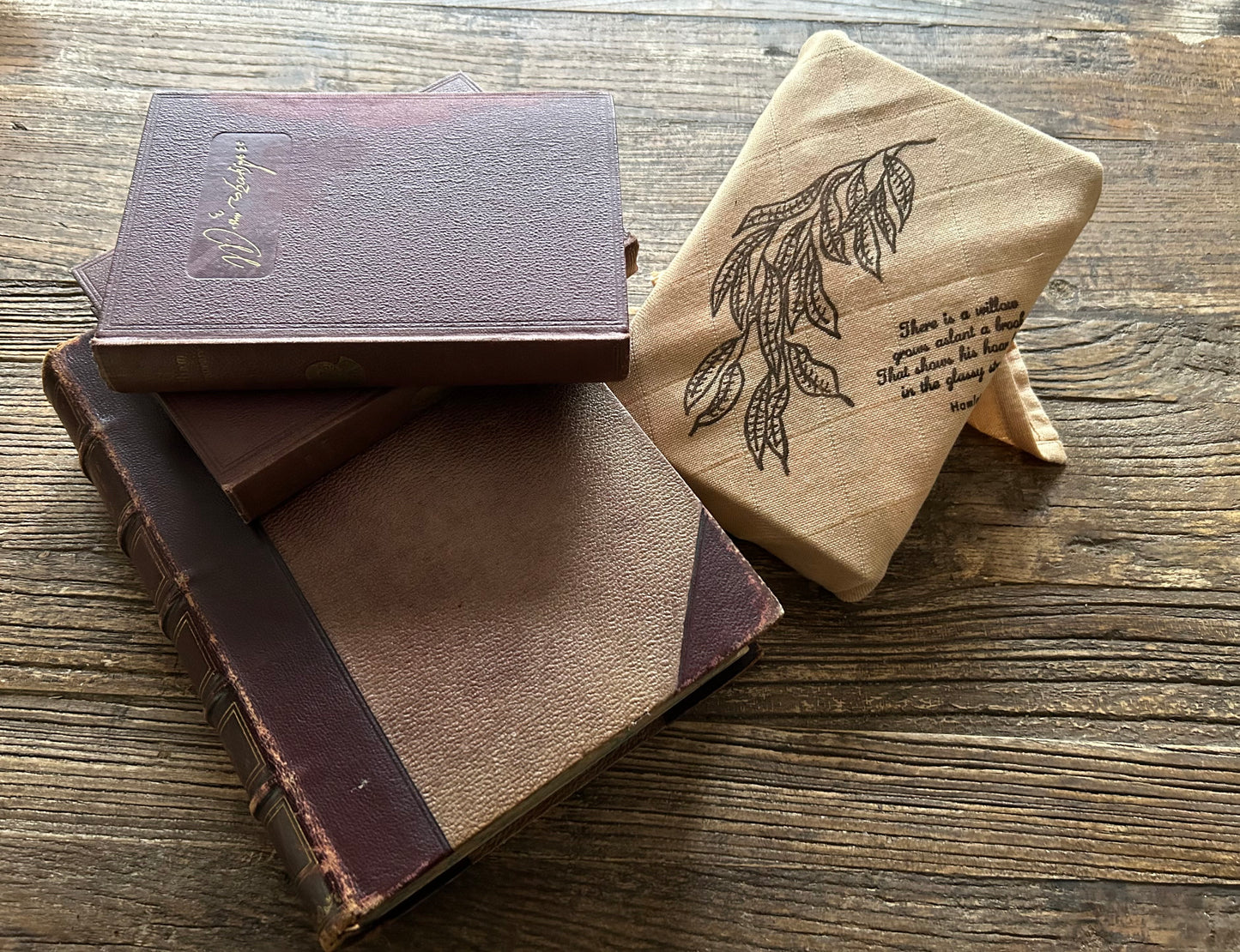 Naturally Dyed Gift Wrapping Cloth: Willow