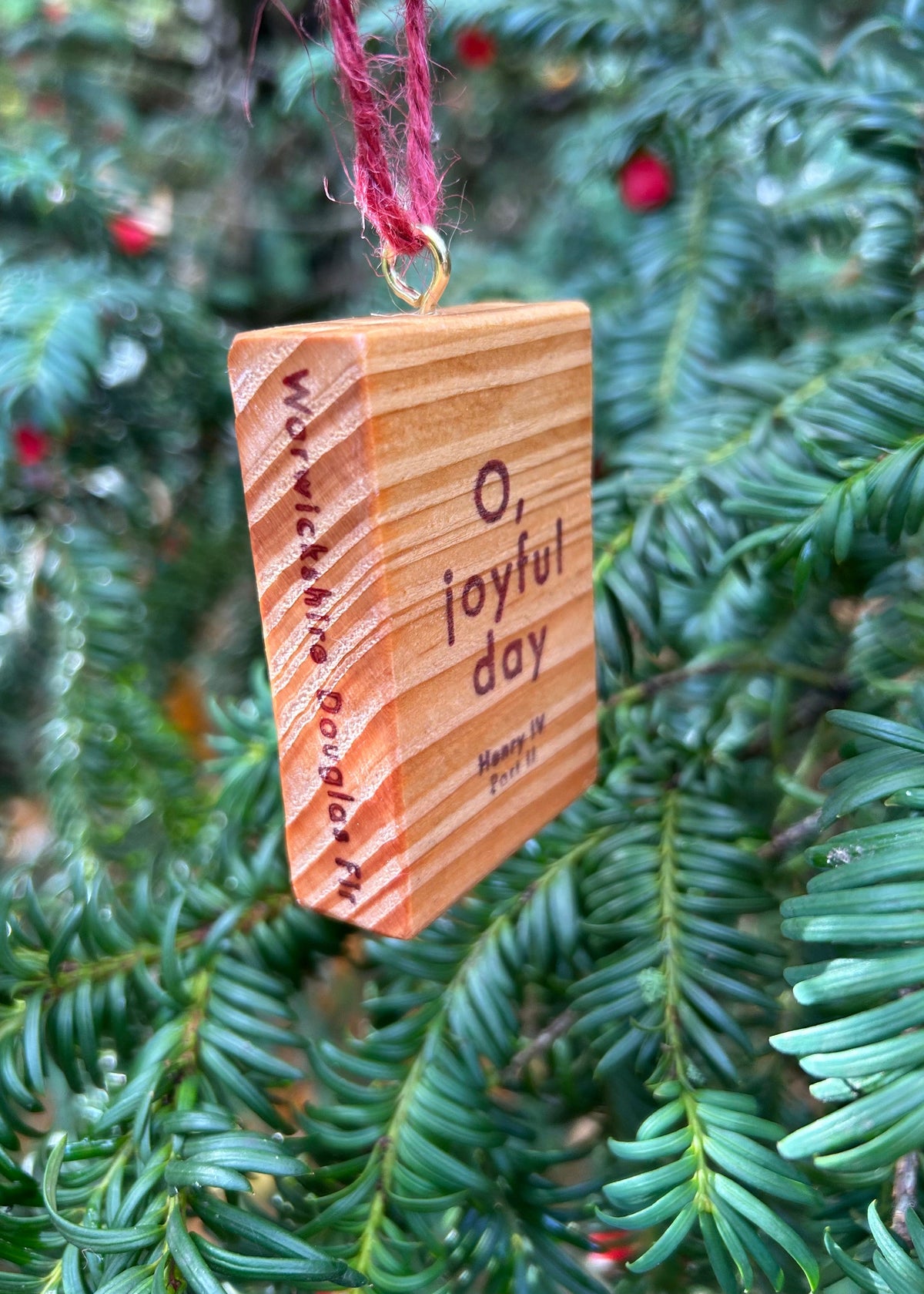 Wooden Hanging Christmas Decoration: Douglas Fir